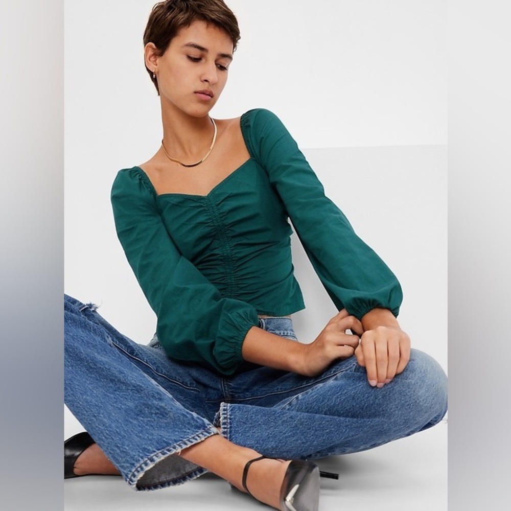 NWT Gap Cropped Puff Sleeve Sweetheart Blouse